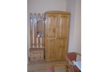 Polonia Privát Sromowce Wyżne, Esterno